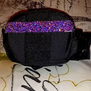 Retractable leash accessory bag